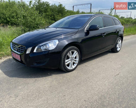 Черный Вольво B60, объемом двигателя 2 л и пробегом 253 тыс. км за 11800 $, фото 1 на Automoto.ua