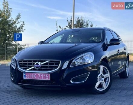 Черный Вольво B60, объемом двигателя 2.4 л и пробегом 240 тыс. км за 13000 $, фото 1 на Automoto.ua