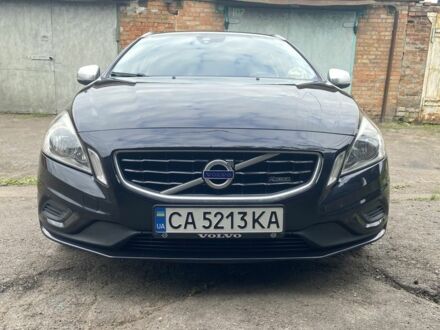 Чорний Вольво B60, об'ємом двигуна 2 л та пробігом 227 тис. км за 12000 $, фото 1 на Automoto.ua