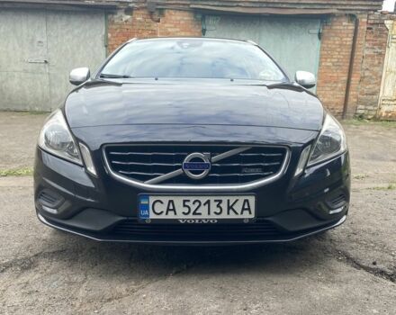 Черный Вольво B60, объемом двигателя 2 л и пробегом 227 тыс. км за 12000 $, фото 1 на Automoto.ua