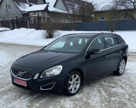 Черный Вольво B60, объемом двигателя 2.4 л и пробегом 257 тыс. км за 13300 $, фото 1 на Automoto.ua