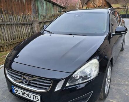 Черный Вольво B60, объемом двигателя 1.56 л и пробегом 225 тыс. км за 9800 $, фото 1 на Automoto.ua