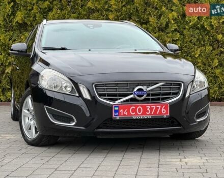 Чорний Вольво B60, об'ємом двигуна 1.6 л та пробігом 207 тис. км за 10900 $, фото 1 на Automoto.ua