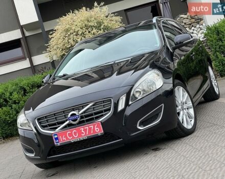 Черный Вольво B60, объемом двигателя 1.6 л и пробегом 207 тыс. км за 10399 $, фото 1 на Automoto.ua