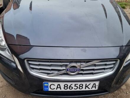 Чорний Вольво B60, об'ємом двигуна 1.56 л та пробігом 240 тис. км за 10150 $, фото 1 на Automoto.ua