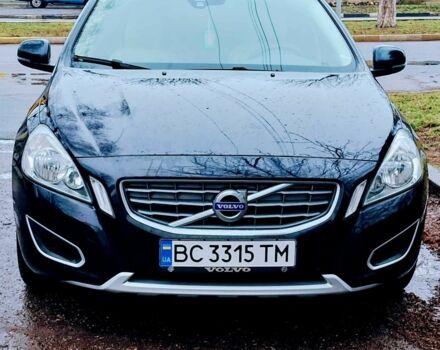 Вольво B60 2012 у Одесі на Automoto.ua Чорний Вольво B60, об'ємом двигуна 1.6 л та пробігом 119 тис. км за 310 $, фото 1 на Automoto.ua