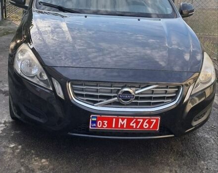 Черный Вольво B60, объемом двигателя 1.6 л и пробегом 297 тыс. км за 8700 $, фото 1 на Automoto.ua