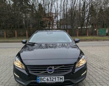 Черный Вольво B60, объемом двигателя 1.56 л и пробегом 221 тыс. км за 10800 $, фото 1 на Automoto.ua