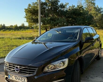 Чорний Вольво B60, об'ємом двигуна 1.56 л та пробігом 300 тис. км за 9999 $, фото 1 на Automoto.ua