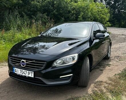 Черный Вольво B60, объемом двигателя 1.56 л и пробегом 288 тыс. км за 10000 $, фото 1 на Automoto.ua