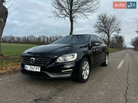 Черный Вольво B60, объемом двигателя 1.56 л и пробегом 280 тыс. км за 10500 $, фото 1 на Automoto.ua
