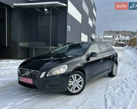 Черный Вольво B60, объемом двигателя 1.6 л и пробегом 270 тыс. км за 9750 $, фото 1 на Automoto.ua