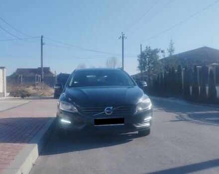 Черный Вольво B60, объемом двигателя 2 л и пробегом 275 тыс. км за 14500 $, фото 1 на Automoto.ua