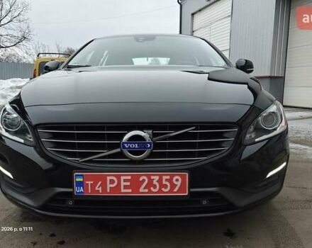 Черный Вольво B60, объемом двигателя 1.99 л и пробегом 252 тыс. км за 12700 $, фото 1 на Automoto.ua