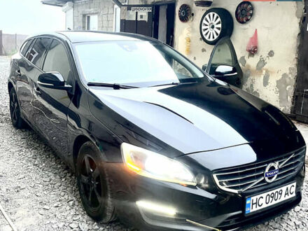 Черный Вольво B60, объемом двигателя 1.98 л и пробегом 220 тыс. км за 13000 $, фото 1 на Automoto.ua