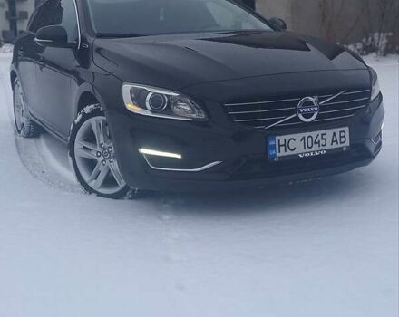 Чорний Вольво B60, об'ємом двигуна 2.4 л та пробігом 273 тис. км за 15900 $, фото 1 на Automoto.ua