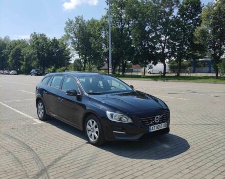 Черный Вольво B60, объемом двигателя 1.6 л и пробегом 298 тыс. км за 9799 $, фото 1 на Automoto.ua