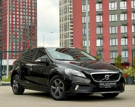 Черный Вольво B60, объемом двигателя 1.6 л и пробегом 115 тыс. км за 11800 $, фото 1 на Automoto.ua