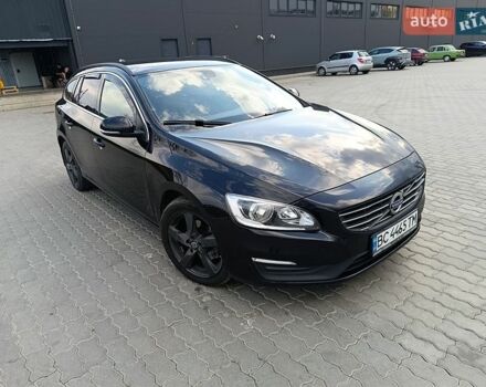 Черный Вольво B60, объемом двигателя 2 л и пробегом 252 тыс. км за 13600 $, фото 1 на Automoto.ua