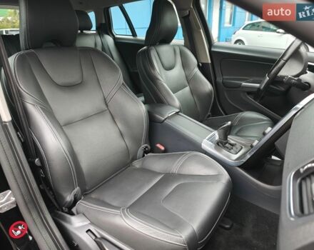 Черный Вольво B60, объемом двигателя 2 л и пробегом 214 тыс. км за 16199 $, фото 1 на Automoto.ua
