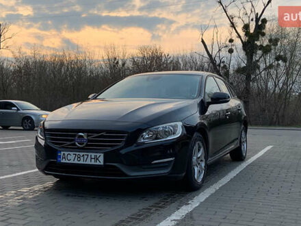 Черный Вольво B60, объемом двигателя 1.56 л и пробегом 142 тыс. км за 12900 $, фото 1 на Automoto.ua