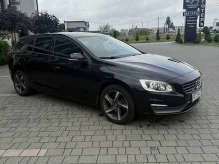 Чорний Вольво B60, об'ємом двигуна 1.56 л та пробігом 255 тис. км за 12400 $, фото 1 на Automoto.ua