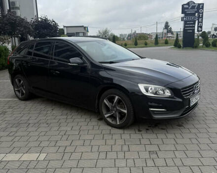 Чорний Вольво B60, об'ємом двигуна 1.56 л та пробігом 255 тис. км за 12400 $, фото 1 на Automoto.ua