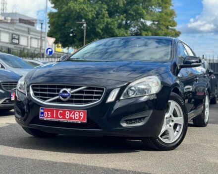 Чорний Вольво B60, об'ємом двигуна 1.6 л та пробігом 222 тис. км за 10484 $, фото 1 на Automoto.ua