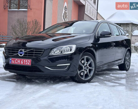 Черный Вольво B60, объемом двигателя 1.6 л и пробегом 246 тыс. км за 12700 $, фото 1 на Automoto.ua