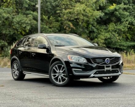 Черный Вольво B60, объемом двигателя 2.5 л и пробегом 78 тыс. км за 5300 $, фото 1 на Automoto.ua