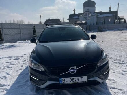 Черный Вольво B60, объемом двигателя 2 л и пробегом 203 тыс. км за 17300 $, фото 1 на Automoto.ua