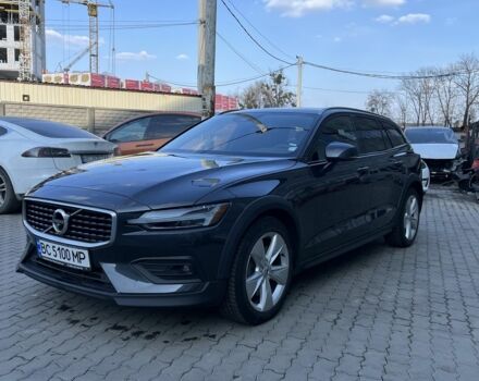 Черный Вольво B60, объемом двигателя 2 л и пробегом 82 тыс. км за 29000 $, фото 1 на Automoto.ua