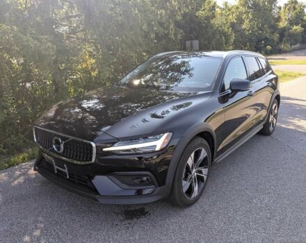 Черный Вольво B60, объемом двигателя 2 л и пробегом 41 тыс. км за 5500 $, фото 1 на Automoto.ua