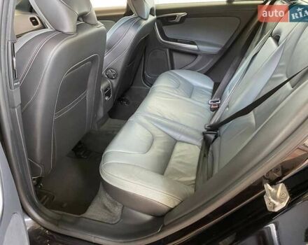 Коричневый Вольво B60, объемом двигателя 2.4 л и пробегом 261 тыс. км за 14999 $, фото 50 на Automoto.ua