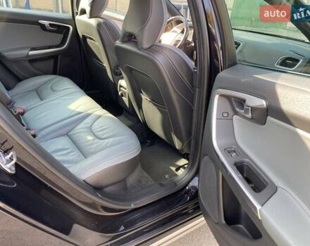 Коричневый Вольво B60, объемом двигателя 2.4 л и пробегом 261 тыс. км за 14999 $, фото 12 на Automoto.ua