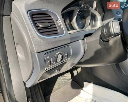 Коричневый Вольво B60, объемом двигателя 2.4 л и пробегом 262 тыс. км за 14800 $, фото 52 на Automoto.ua