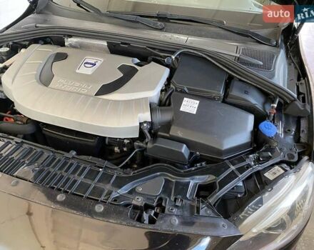 Коричневый Вольво B60, объемом двигателя 2.4 л и пробегом 261 тыс. км за 14999 $, фото 56 на Automoto.ua