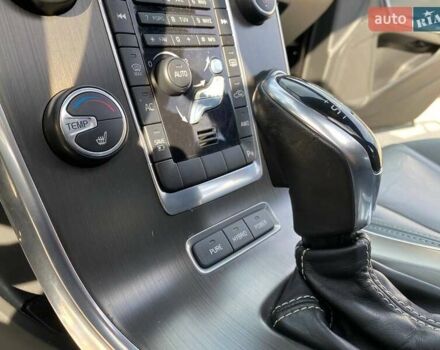 Коричневый Вольво B60, объемом двигателя 2.4 л и пробегом 261 тыс. км за 14999 $, фото 11 на Automoto.ua