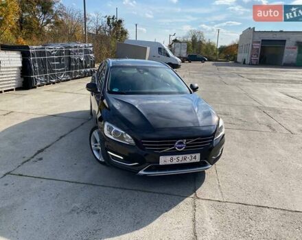 Коричневый Вольво B60, объемом двигателя 2.4 л и пробегом 261 тыс. км за 14999 $, фото 52 на Automoto.ua