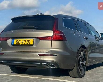 Коричневый Вольво B60, объемом двигателя 1.97 л и пробегом 129 тыс. км за 26200 $, фото 5 на Automoto.ua