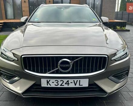 Вольво B60 2021 в Ровно на Automoto.ua Коричневый Вольво B60, объемом двигателя 1.97 л и пробегом 129 тыс. км за 26200 $, фото 2 на Automoto.ua