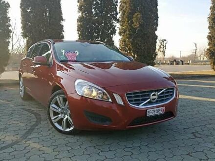 Вольво B60 2011 в Дубно на Automoto.ua Красный Вольво B60, объемом двигателя 1.98 л и пробегом 223 тыс. км за 9800 $, фото 1 на Automoto.ua