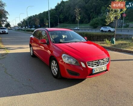 Красный Вольво B60, объемом двигателя 1.56 л и пробегом 268 тыс. км за 8700 $, фото 1 на Automoto.ua