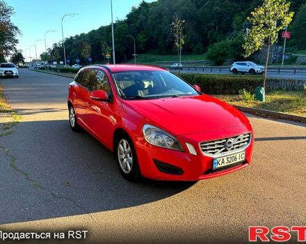 Червоний Вольво B60, об'ємом двигуна 1.6 л та пробігом 268 тис. км за 8700 $, фото 1 на Automoto.ua