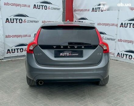 Вольво B60, объемом двигателя 2 л и пробегом 121 тыс. км за 15150 $, фото 3 на Automoto.ua