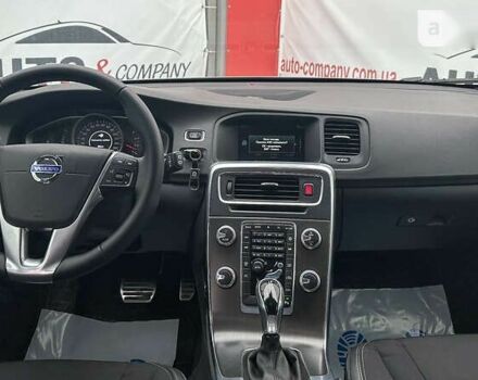 Вольво B60, объемом двигателя 2 л и пробегом 121 тыс. км за 15150 $, фото 11 на Automoto.ua
