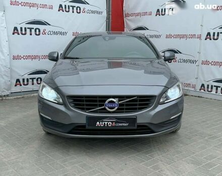 Вольво B60, объемом двигателя 2 л и пробегом 121 тыс. км за 15150 $, фото 1 на Automoto.ua