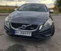 Вольво B60, об'ємом двигуна 2 л та пробігом 250 тис. км за 12499 $, фото 1 на Automoto.ua