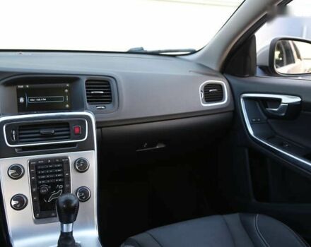 Вольво B60, об'ємом двигуна 1.6 л та пробігом 211 тис. км за 12300 $, фото 14 на Automoto.ua