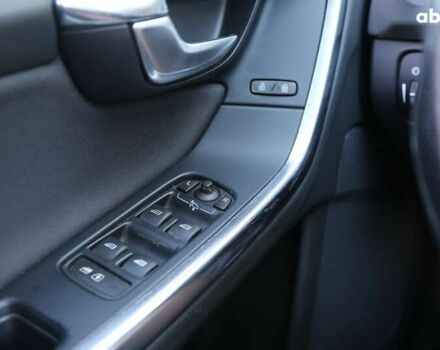 Вольво B60, об'ємом двигуна 1.6 л та пробігом 211 тис. км за 12300 $, фото 22 на Automoto.ua